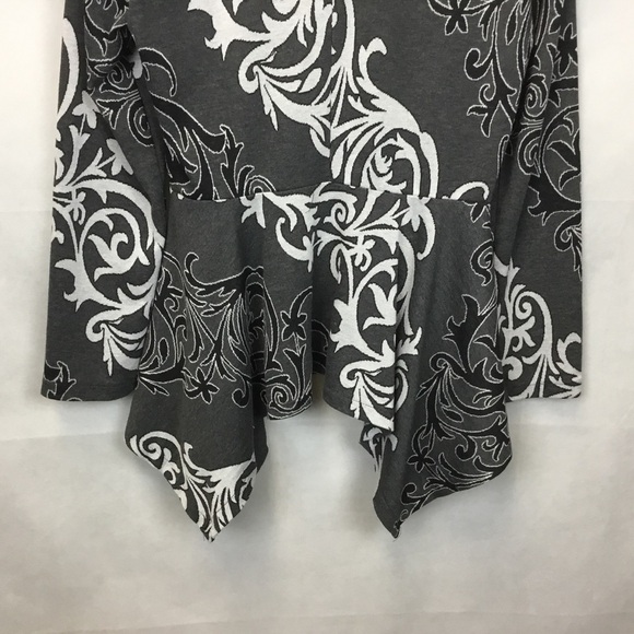 ECI New York Boho Peplum Knit Top Paisley Pattern. - Picture 6 of 9